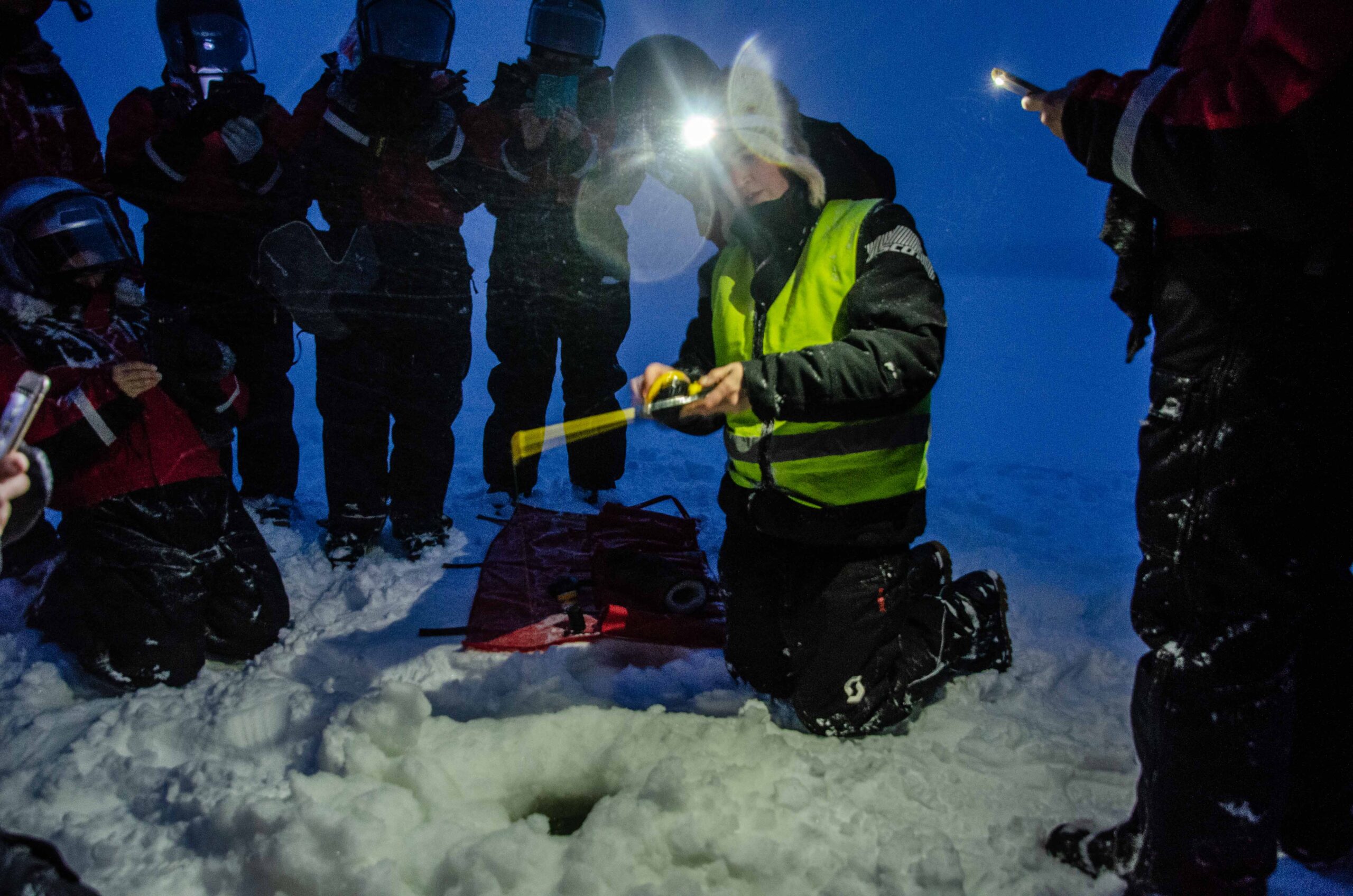 Activités en Laponie : pêche sur glace 