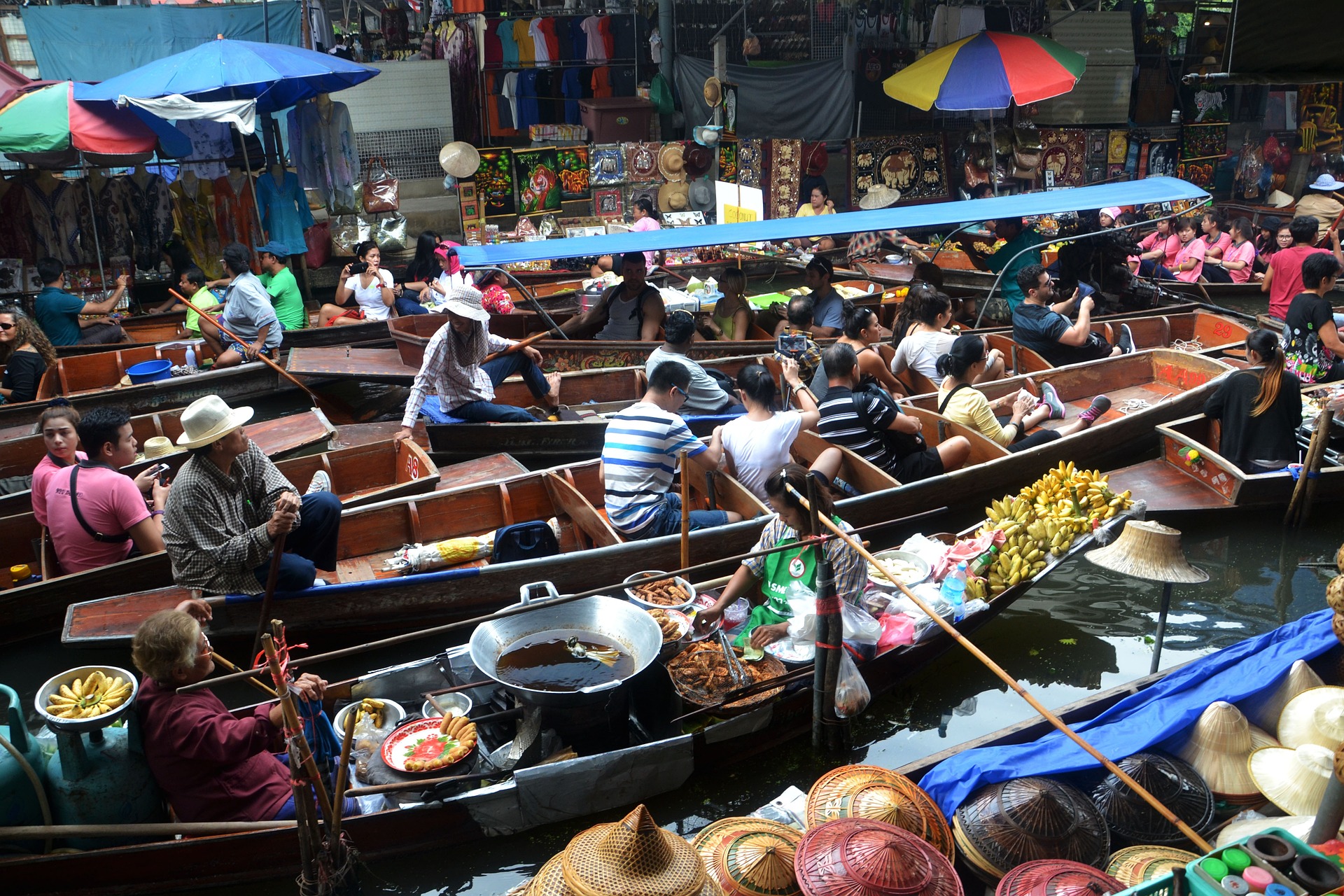 marcher flottant à Bangkok
